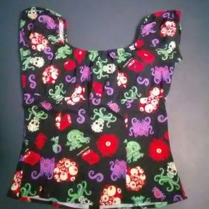 Pin up gurl couture chuhtlu peasant top euc